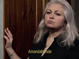 Amandablonde