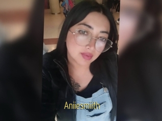 Aniiesmiith