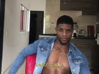Arielbronwxxx