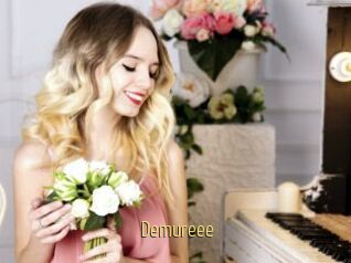 Demureee