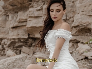 Diennedavis