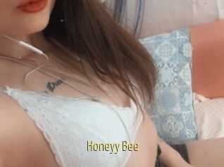 Honeyy_Bee