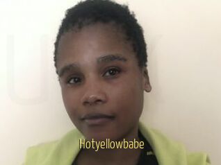 Hotyellowbabe