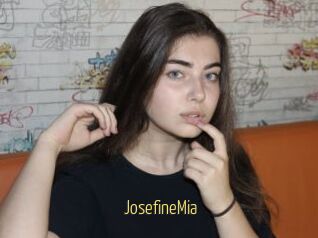 JosefineMia