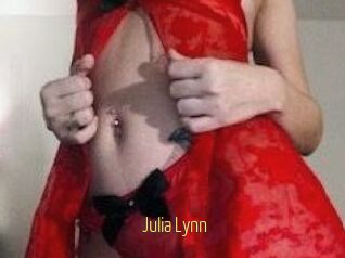 Julia_Lynn