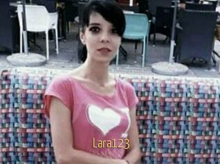 Lara123