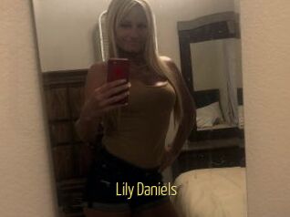 Lily_Daniels
