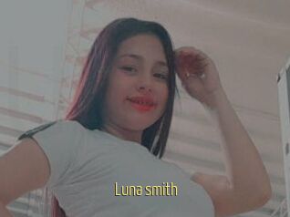 Luna_smith