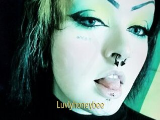 Luvlyhoneybee