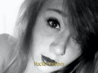 Mackenzie_Davis