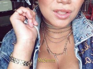 MiaSimms