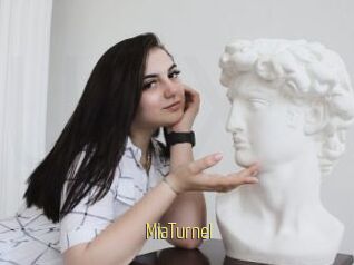 MiaTurnel