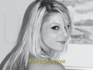 MistressSkylerMoon
