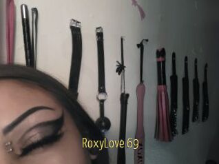 RoxyLove_69